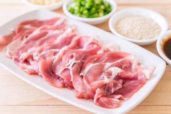 Cách lựa chọn thịt lợn an toàn trong đại dịch Covid